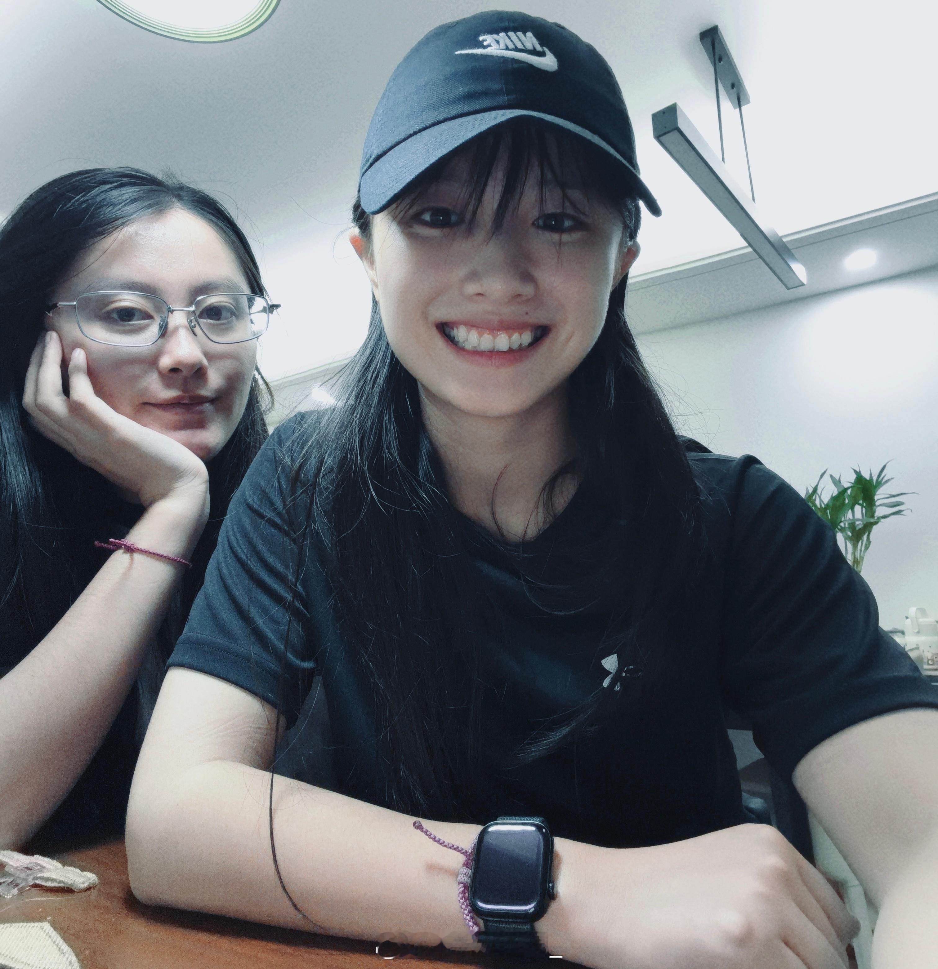 人生在世 娑婆世界 所有都是尽力而为谁也无法做到让所有人满意只好 一切随缘 ​​