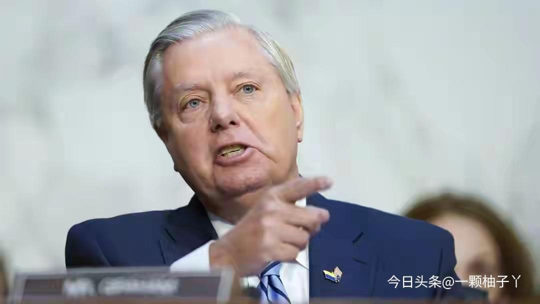 美国共和党参议员格雷厄姆，在近期美伊冲突升级后接受采访时公开放话：如果伊朗新领导