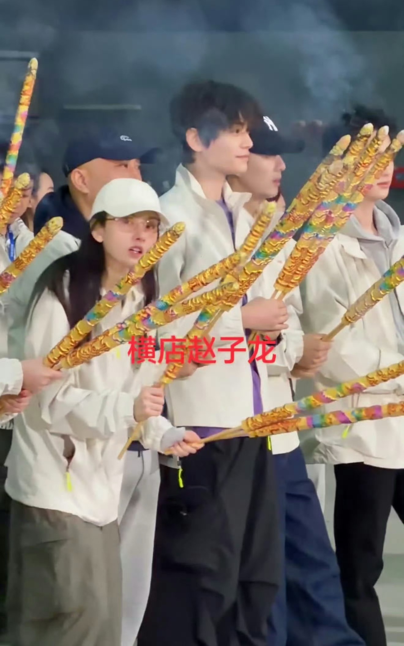 丁禹兮宋祖儿司宫令开机路透 