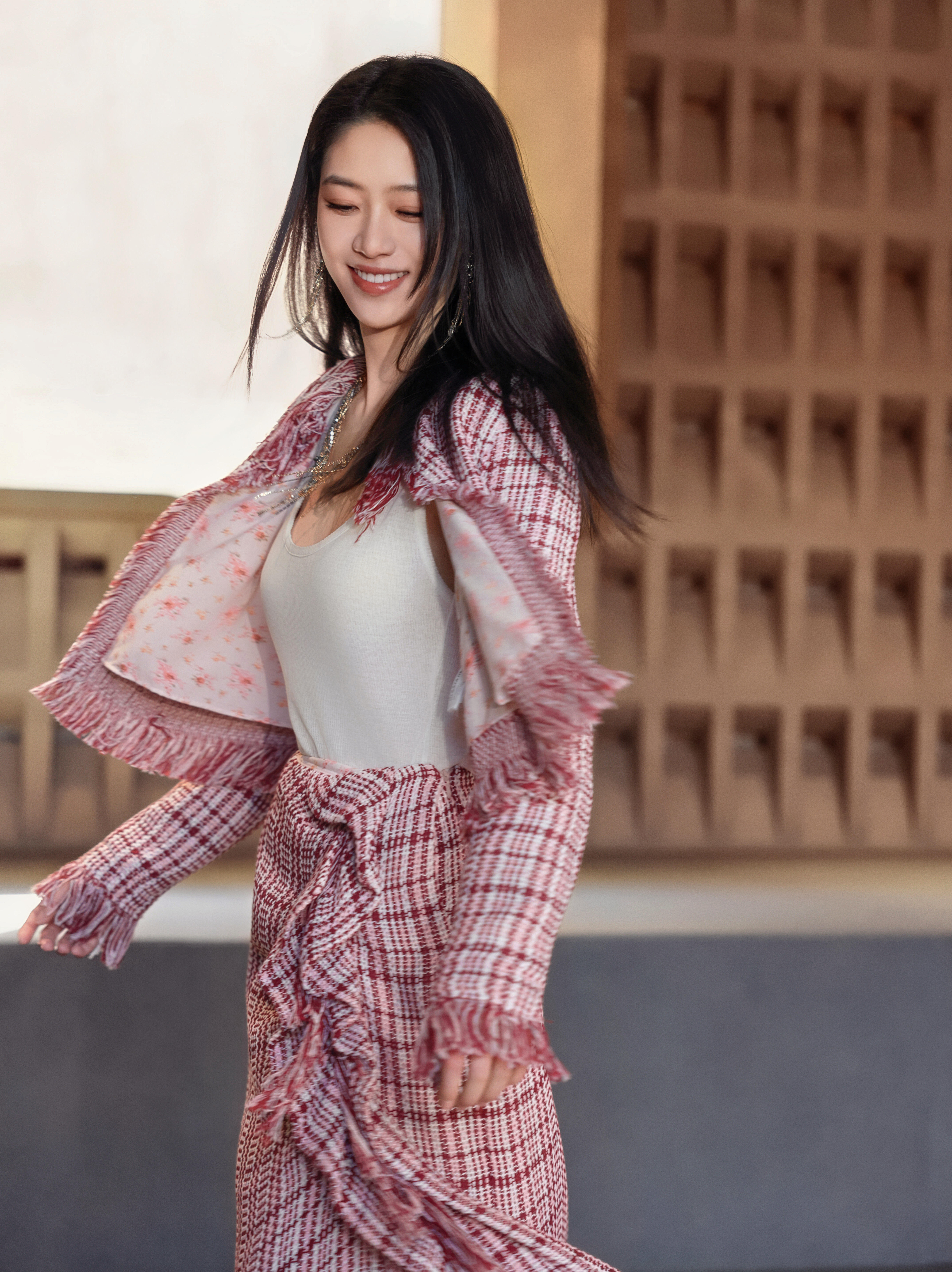 向涵之✨ ｜ZARA💄💇🏻♀️ (杨单工作室) 