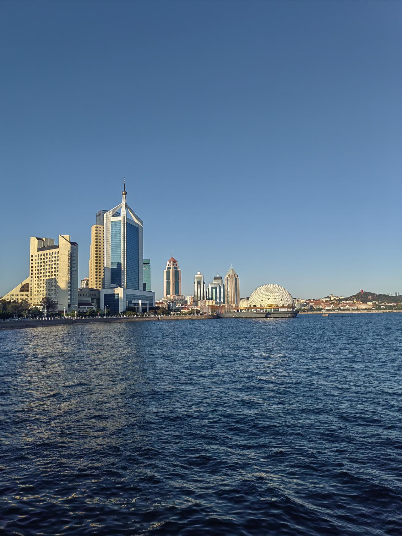 A股年成交额超过400万亿元，说明了中国资本市场的规模、流动性和参与者活跃度达到