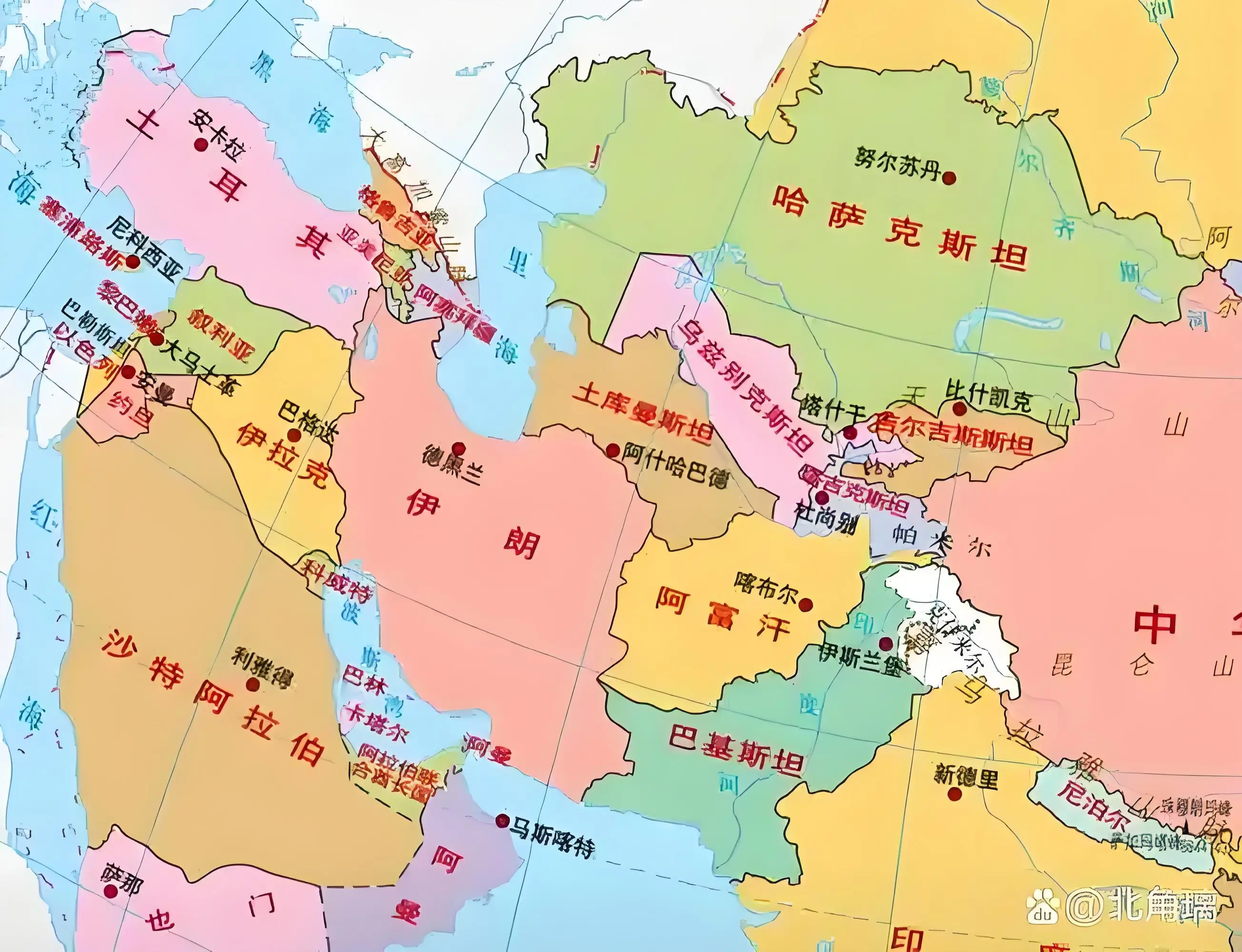 世界上唯一拥有两只军队的国家，伊朗。世界上唯一拥有二支军队的国家，伊朗...