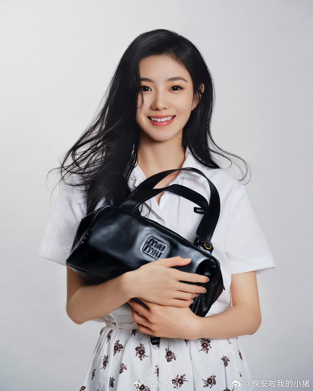 刘浩存赵今麦演绎 MiuMiu 七夕节系列 ​​​