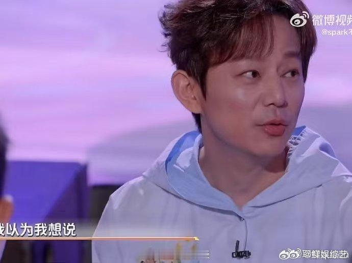 李小冉是真的想踢馆歌手 你好星期六好六在线求进步选手名额，线下奔赴歌手舞台献唱，