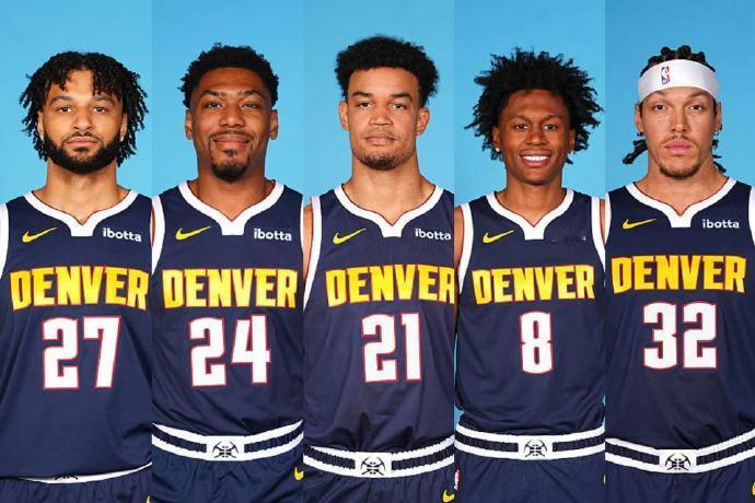 湖矿赛季首次相遇！湖人首发：东契奇，斯玛特，拉拉维亚，詹姆斯，艾顿掘金：穆雷，皮