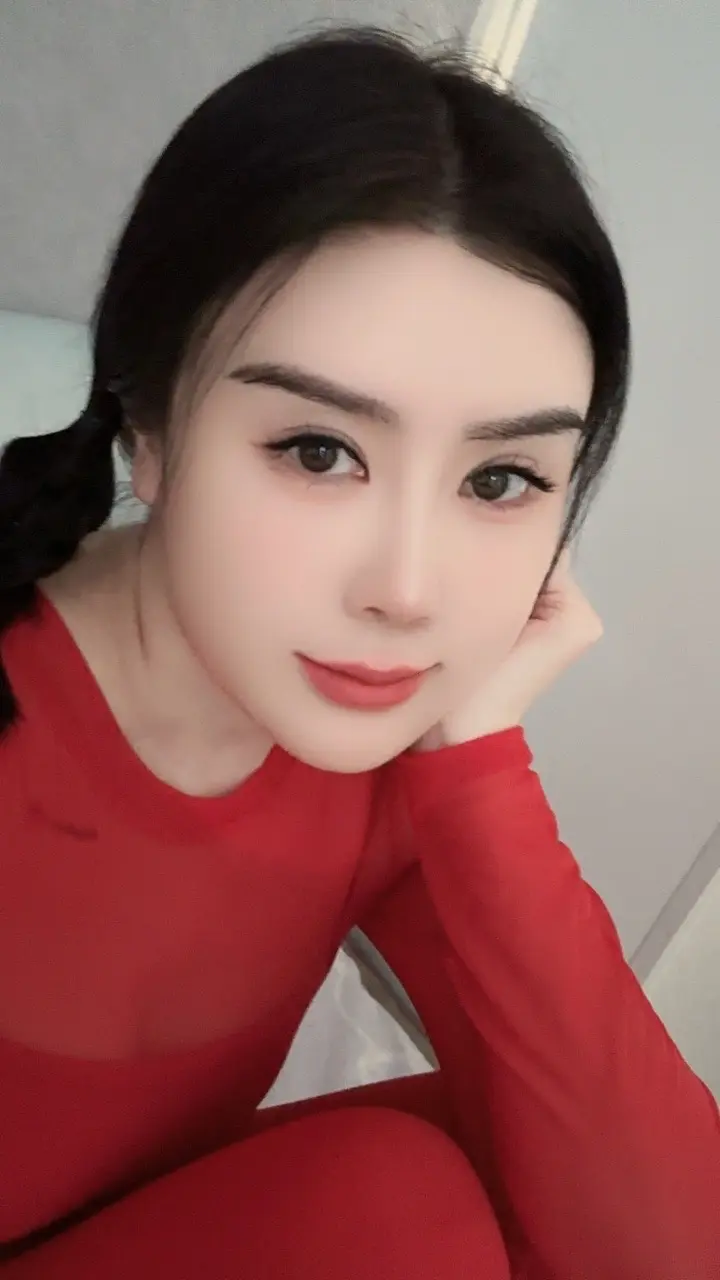 那就说好了这一年不要流泪要 幸福……