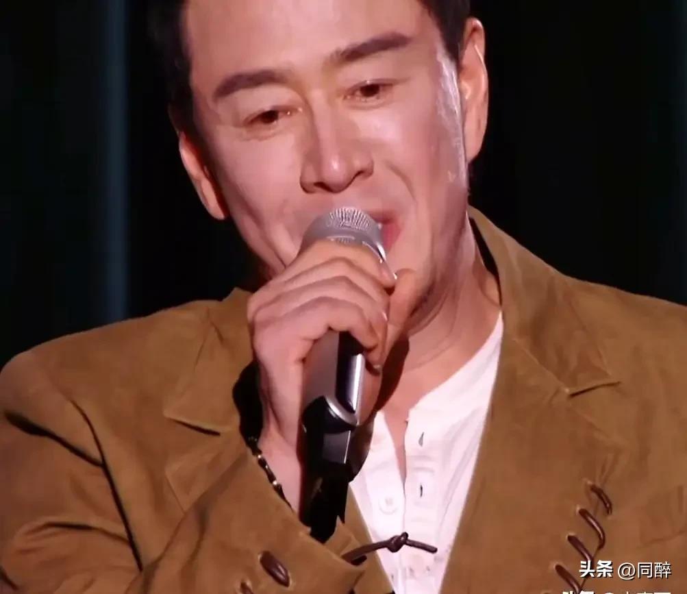 《歌手》2026年第五期出现令人唏嘘一幕，曾经的好声音“导师”杨坤以参赛歌手的身
