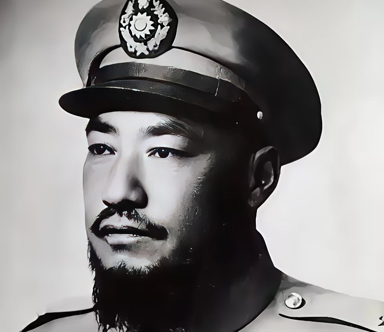 1961年，58岁的马步芳对18岁的五姨太说:“把你妈妈和两个妹妹叫来伺候我!