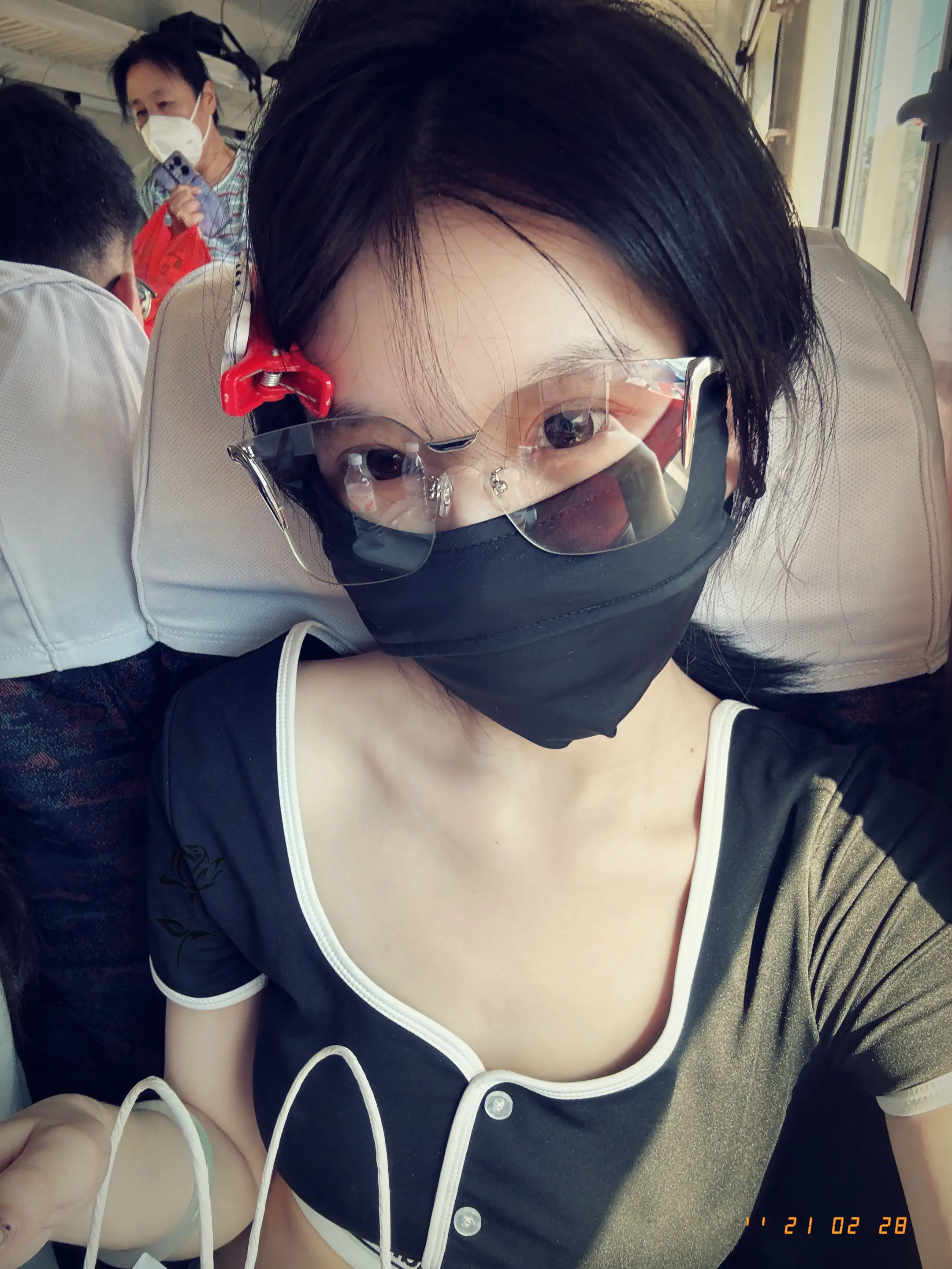 请原谅她太独立 倔强又强势 不善言辞 不会低头 不会撒娇 所以会失去很...