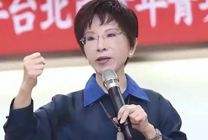 中国大陆国台办正式宣布，

7月15日，国台办的例行发布会上，发言人朱凤莲正式宣