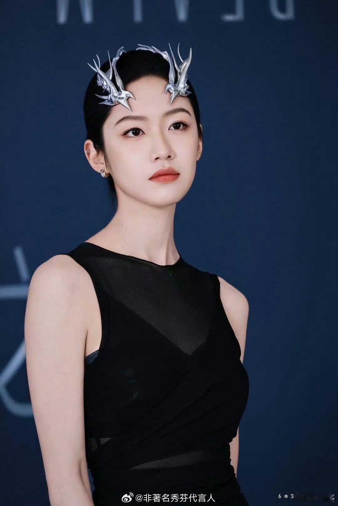 向涵之小龙女好拽好冷的女王大人 