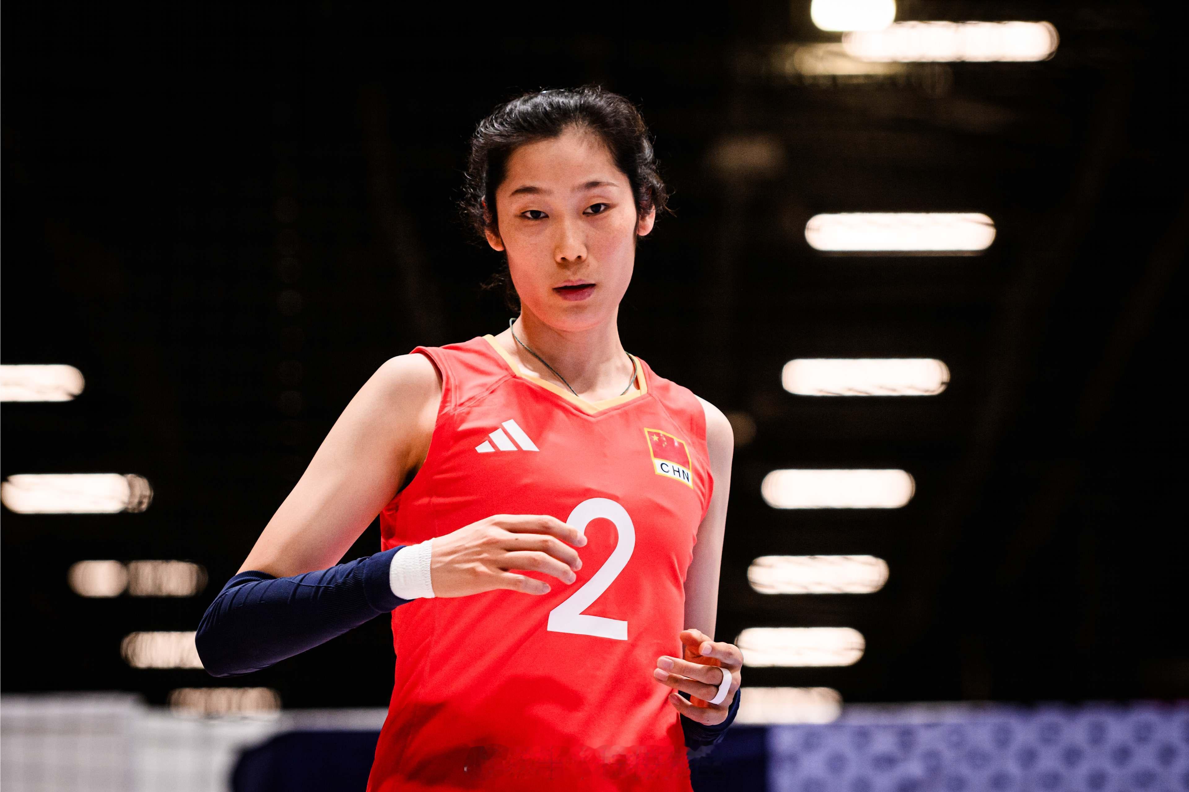 #中国女排vs法国女排##奥运会# 中国女排🇨🇳25-18法国女排🇫🇷先