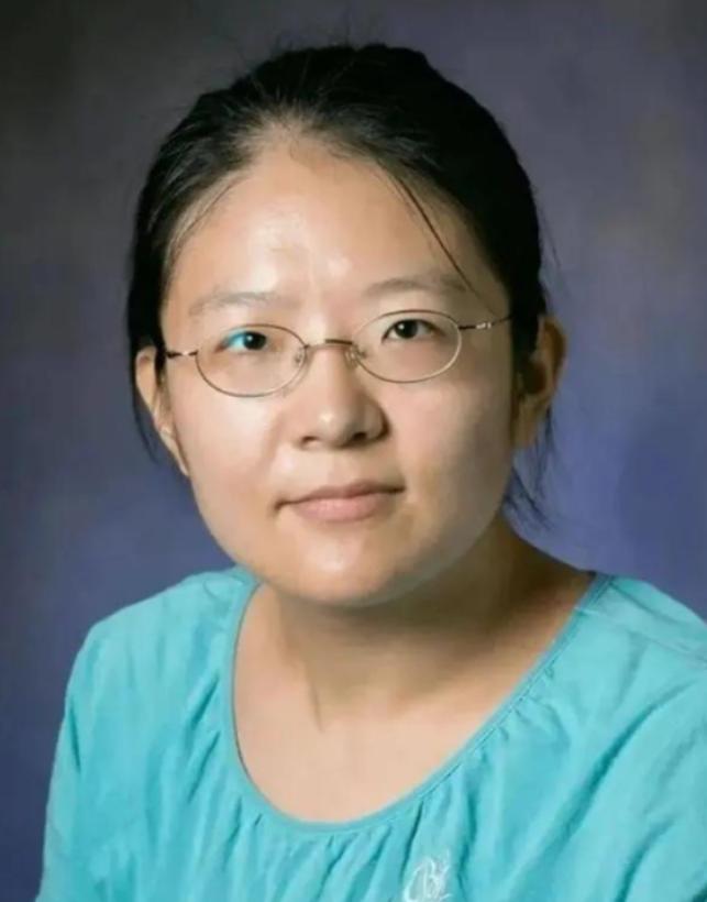广州一女教授在985任教3年，每次课上都没几个人上课，最终因考核不过惨遭辞退，万