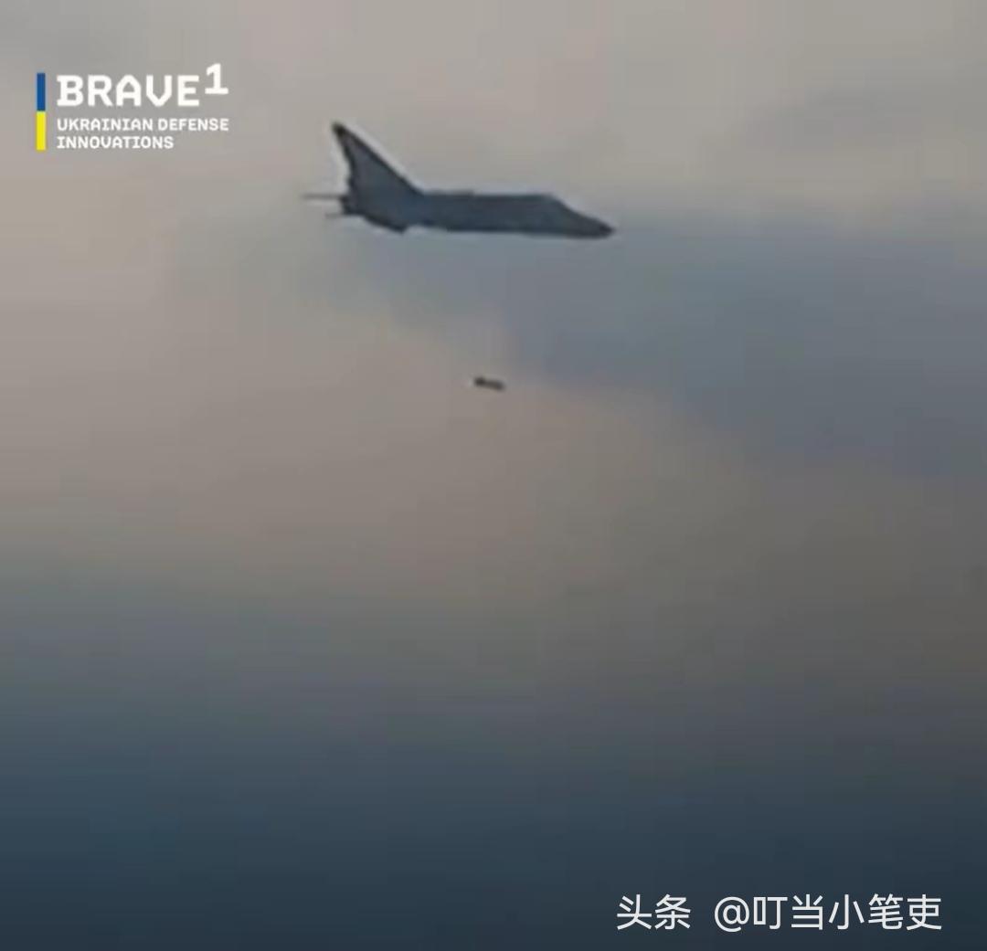“乌克兰自主研发的制导航空炸弹已准备就绪，即将投入实战使用”，乌克兰国防部长米哈