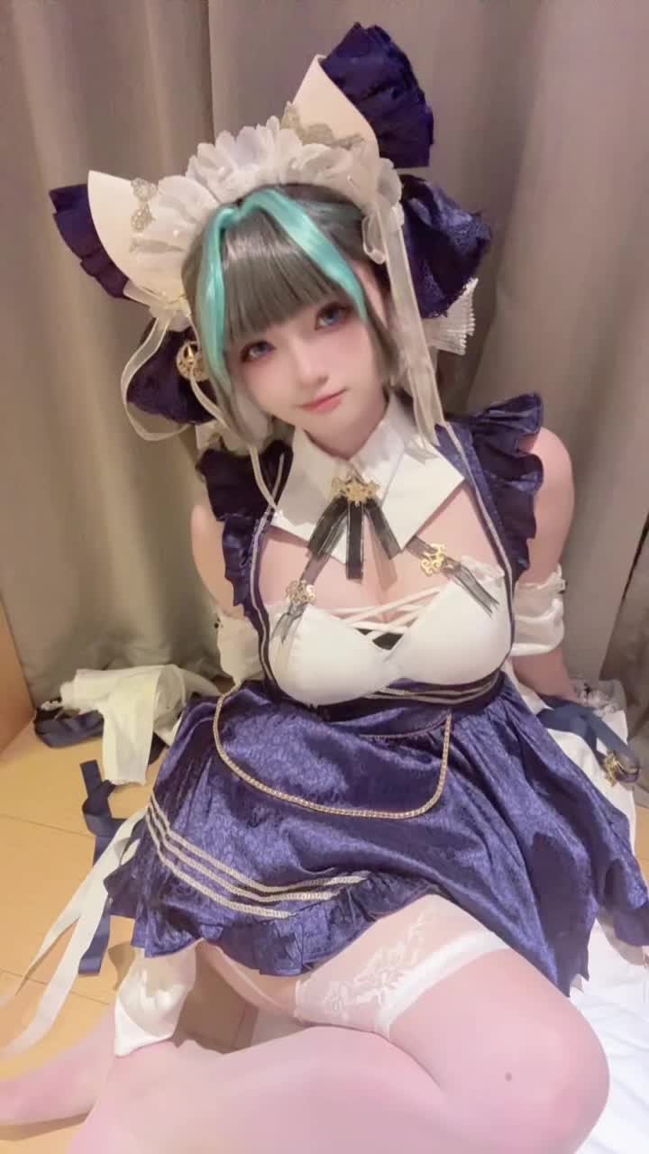 又惹小猫生气^_   ̫  _ ̥`