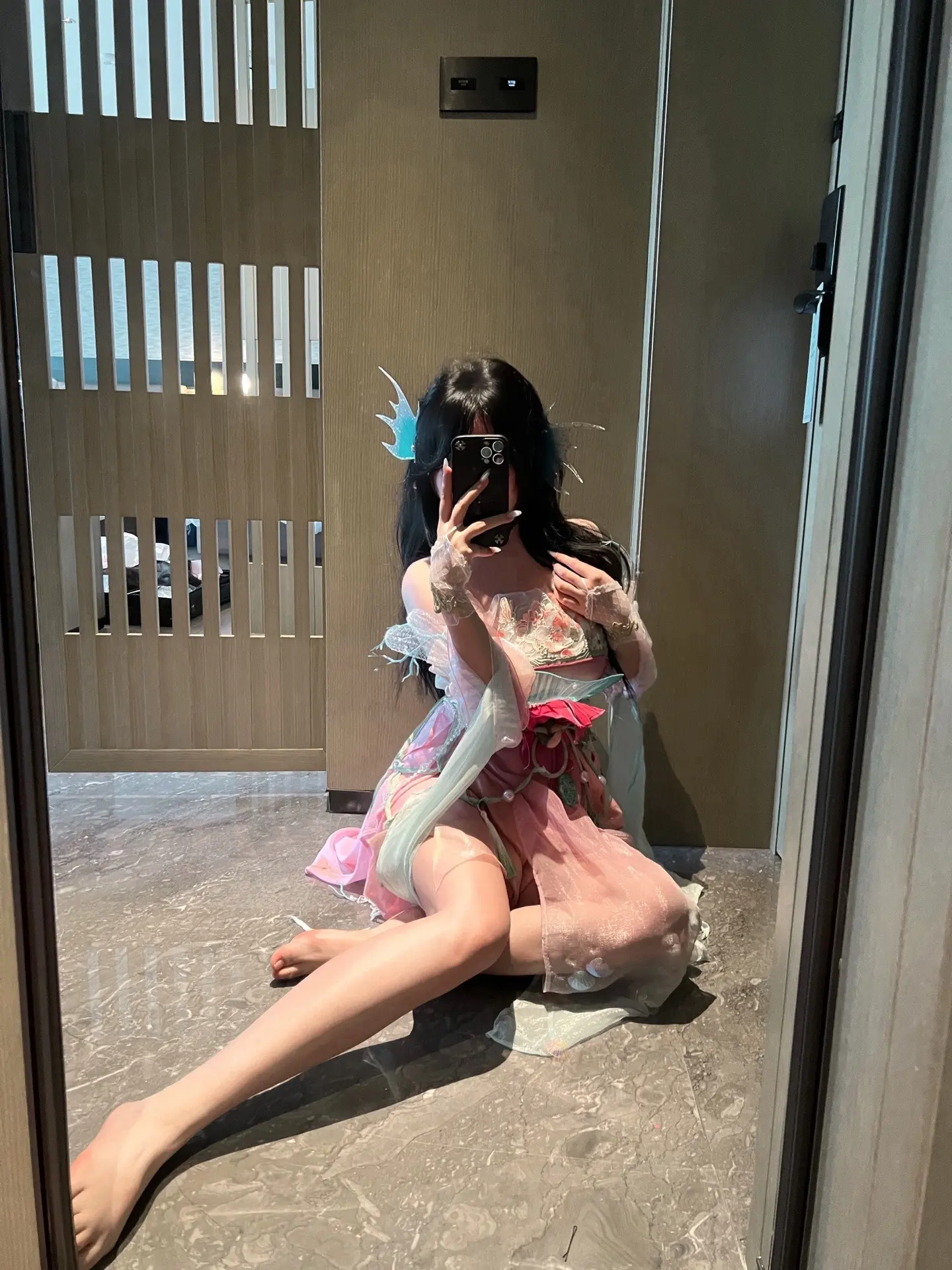 专业被钓三十年，送完感情再送钱。龙吉公主