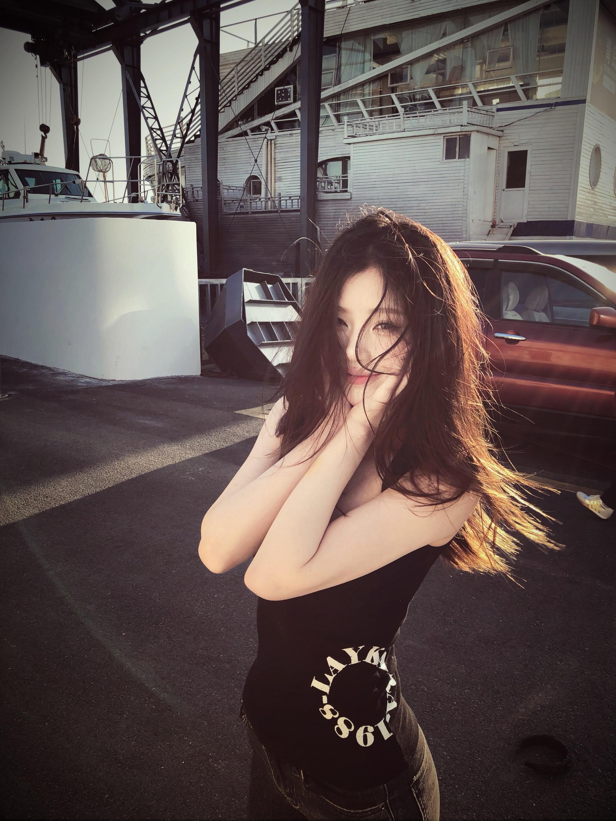 你的决绝让我觉得从没真的懂你。