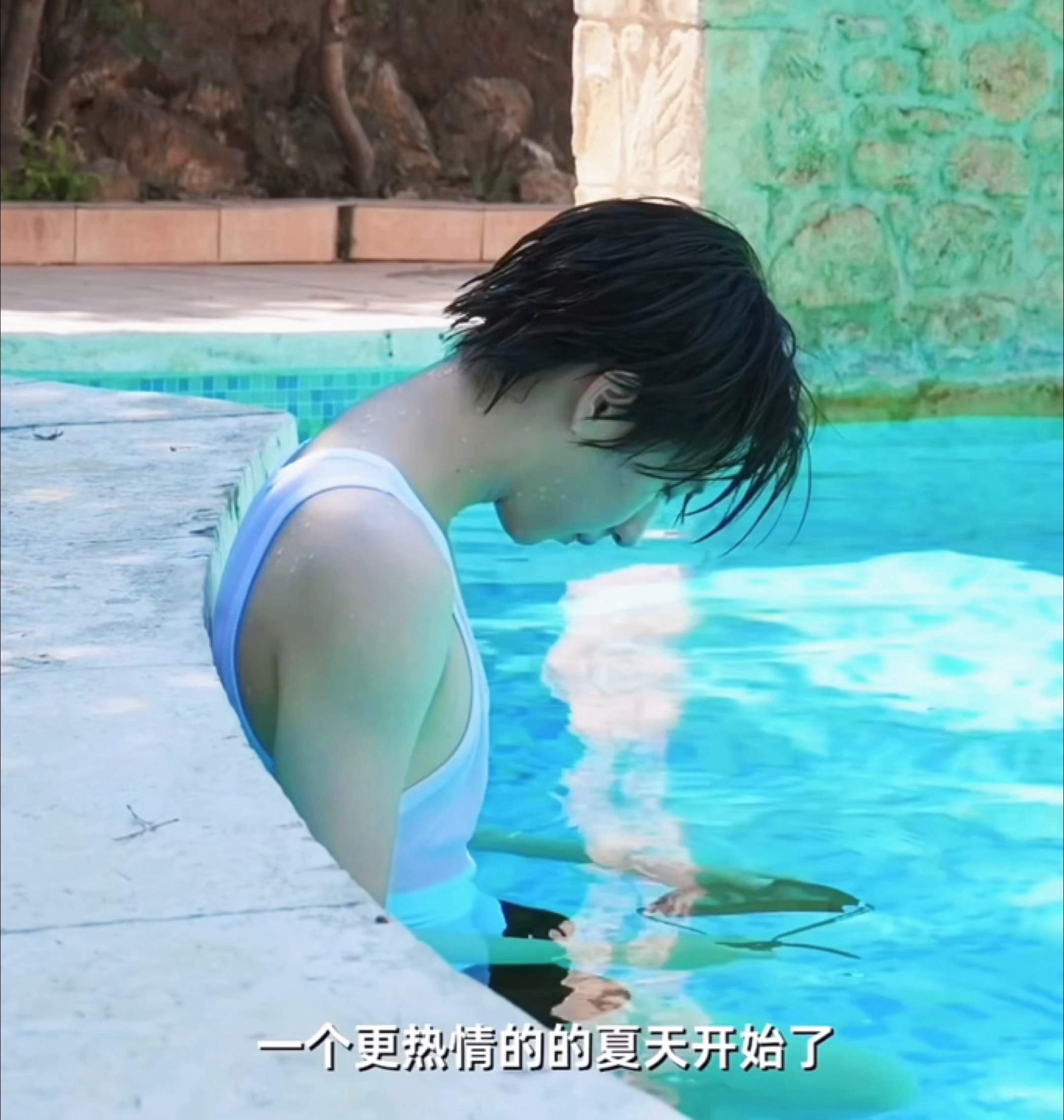 我他妈在外面差点尖叫出来。。。 