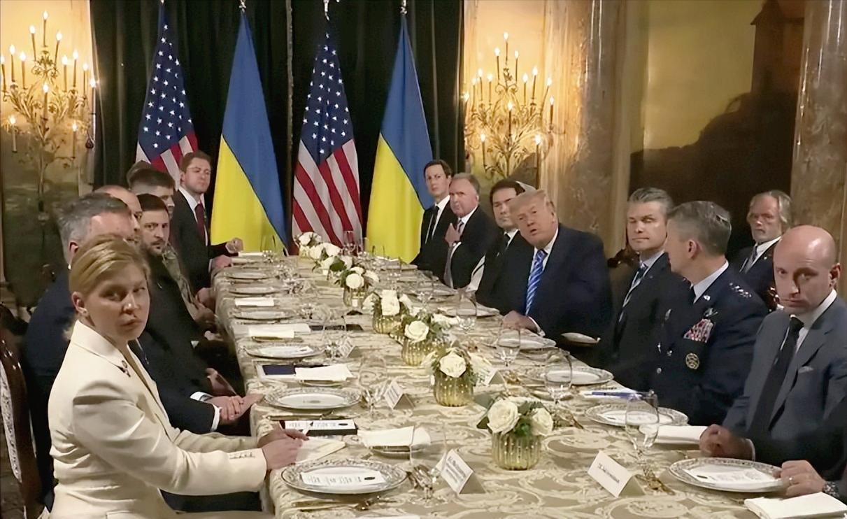 普京划死三条红线！特朗普和泽连斯基关起门聊了3小时，俩人谈完都放话大部分内容都聊