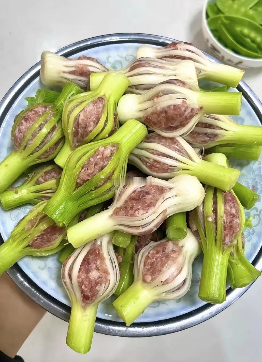 这两天广西的女朋友家里玩耍，他们就给我做这道菜招待我，我真的好嫌弃，又不好意思开