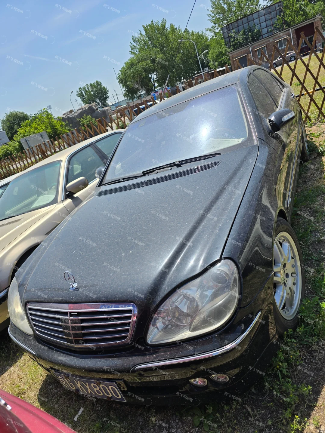 北京法拍停车场偶遇BRABUS S67
