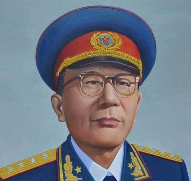 1940年8月，黄克诚遇见唐棣华。他对唐棣华说：“你知道陈赓吧？他笑我是黄瞎子，