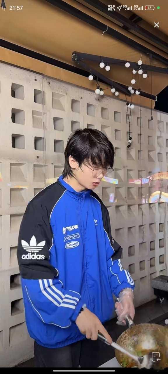 瓜友速报 小兽在卖狼牙土豆 ​​​