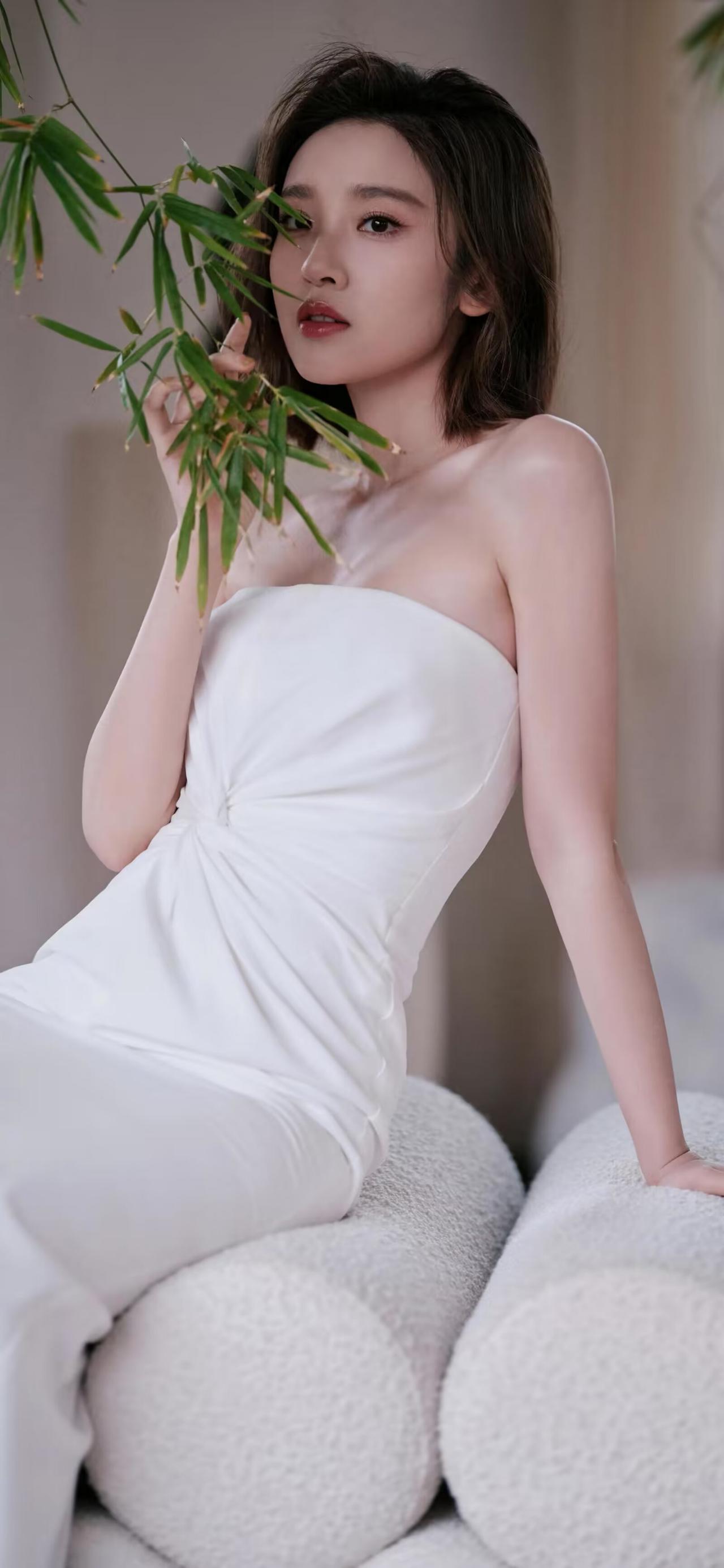 唐艺昕美图