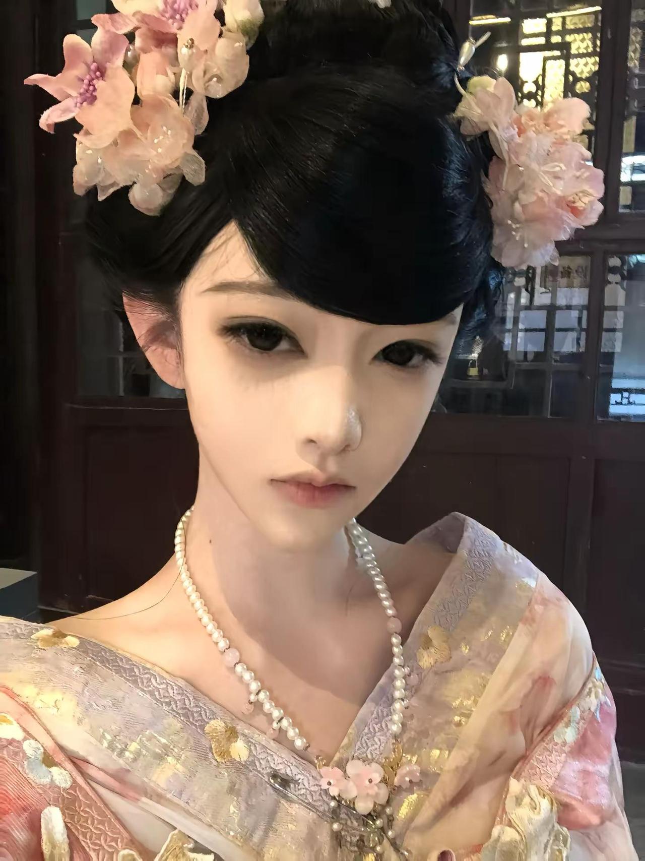 反绾髻