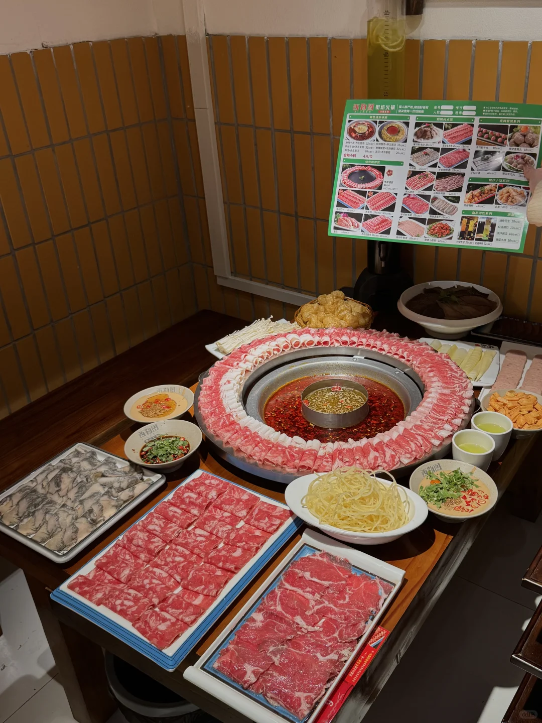 破防了！！河师大附近这家火锅！穷鬼冲❗️❗️