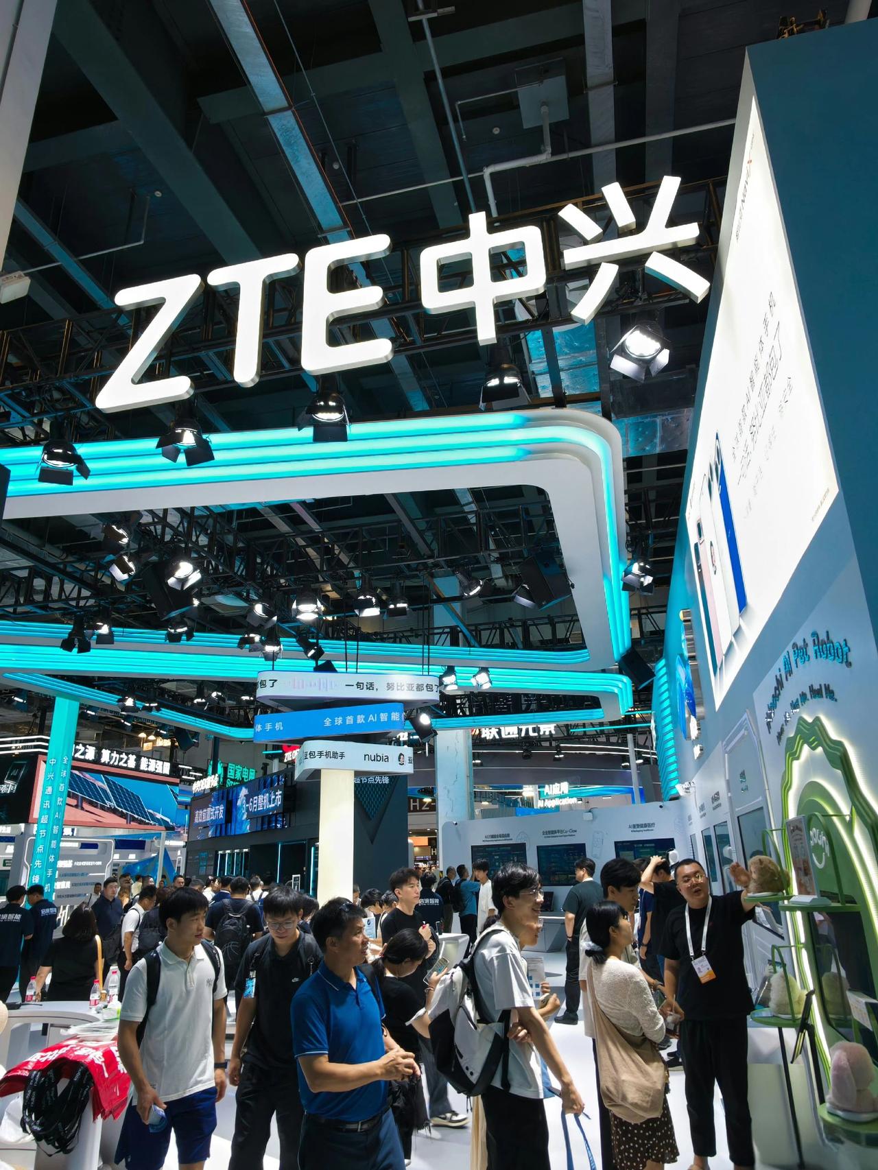 很多人可能不清楚，国内的通信基站基建远不止大众熟知的一家品牌；
你可能有必要认识