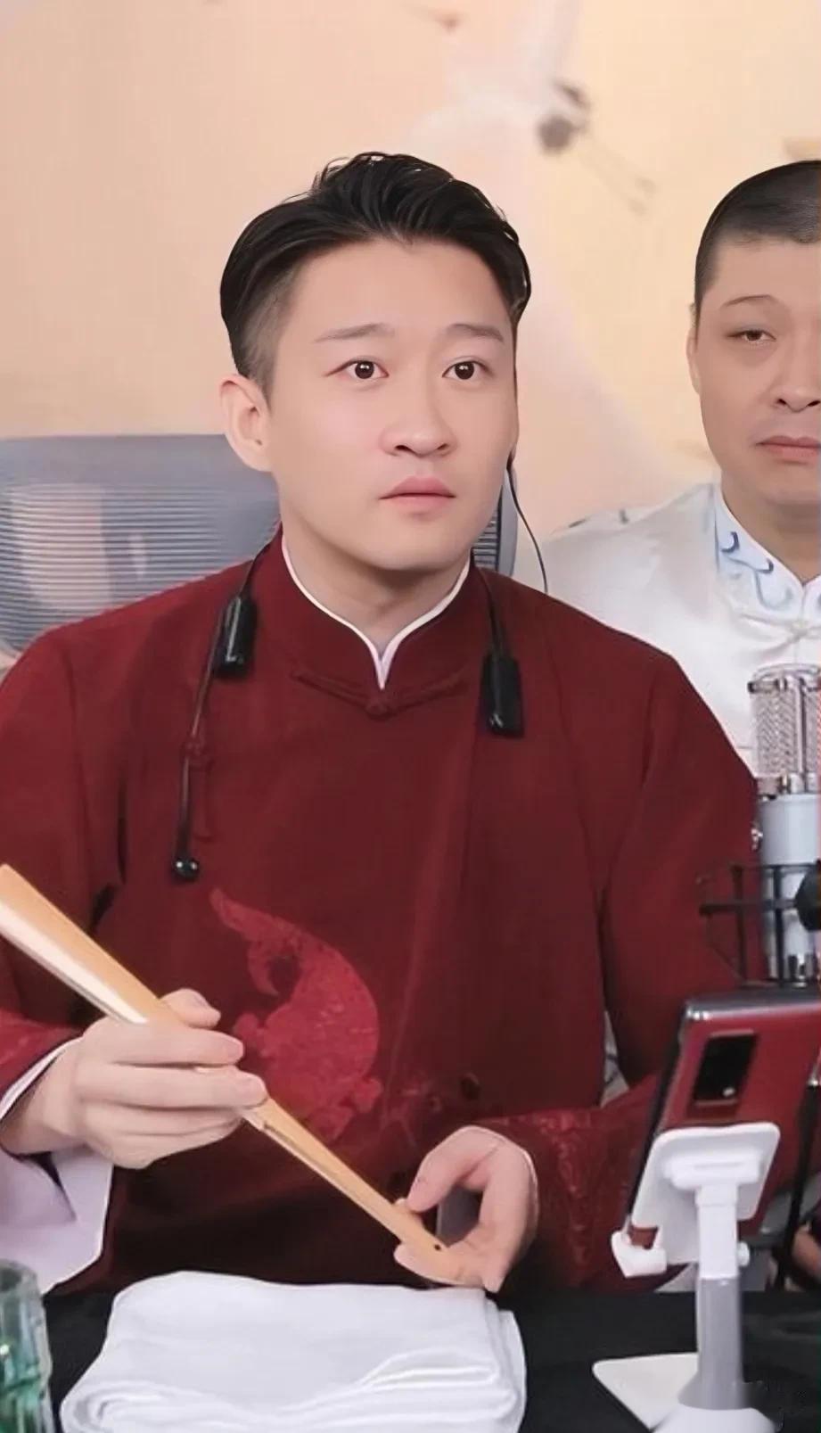 曹云金回忆往事:很小的时候，我和母亲相依为命，16岁那年去北京，我发誓，一定要让