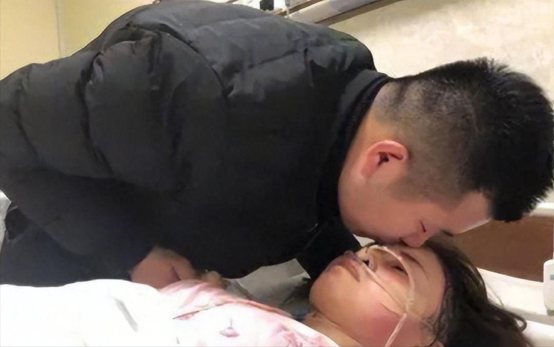 2019年，江苏一小伙接到山区女友电话，女友重病濒死，打电话是跟小伙告别的。谁知