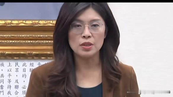 赖清德投书外媒，加码巨额军费，郑丽文怒斥自贬身价

近期，中国国民党召开了中常会