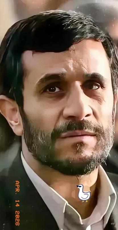 伊朗传来新消息！
 
2026年4月15日，伊朗扔出了一颗让全世界都傻眼的“精神