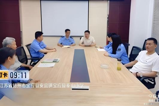 安宜镇启动“警网融合”试点，民警下沉网格联动网格员服务群众。苏中社区一桩僵持三年