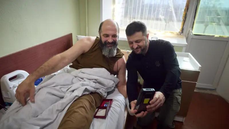 泽连斯基要对乌克兰残疾军人动手了！
2月8日，《合法》杂志报的消息称：“泽连斯基