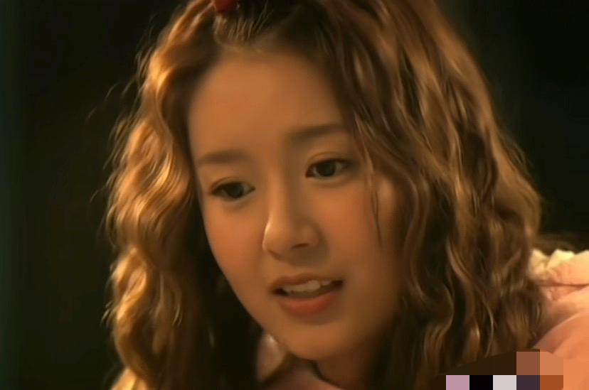 陈赫的老婆是电视剧《我叫郝聪明》里的那个女演员吧。当时看剧的的时候就觉得她长相打