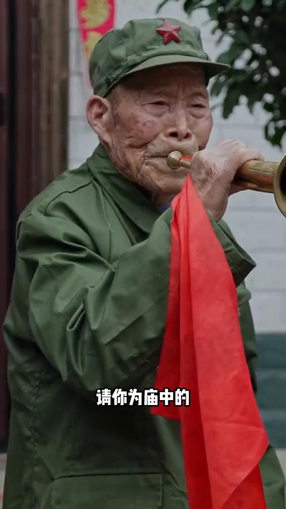 天下第一庙：中国唯一一座不供菩萨、不供佛，只供奉解放军的寺庙。
这是我国唯一一座