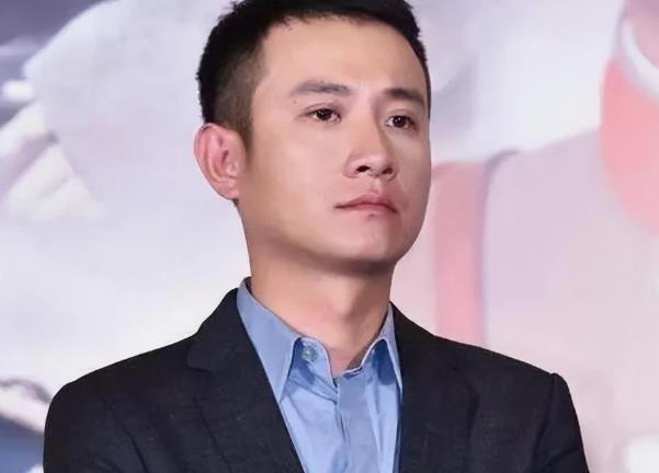 文章是位优秀的演员，只是不小心被他人透支了，优秀的演员是遮掩不了的。
 
很喜欢