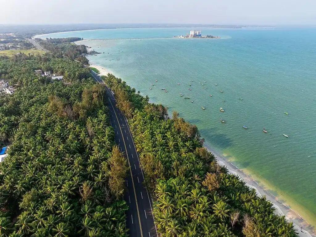 海南2030全域禁售燃油车！存量车不限行，长三角珠三角或将跟进