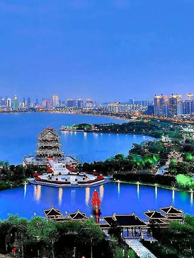 🌟中国院士最多的县，竟然是它！🌟在江苏省的宜兴市，这个面积不大的县级市，目前