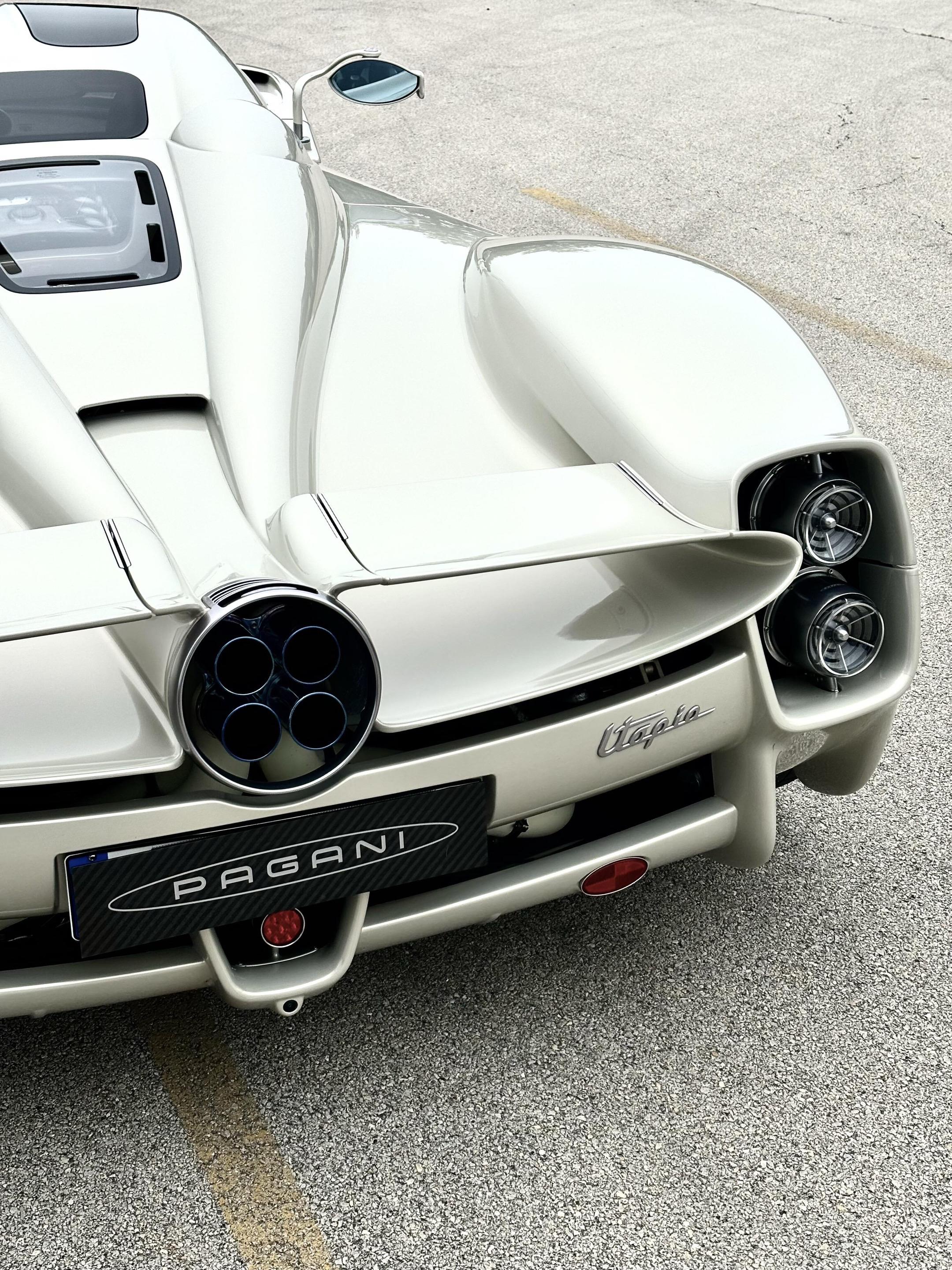 1/99 Pagani Utopia