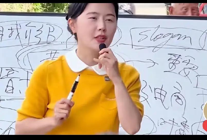 相宜成了明星网红，慕名而来的粉丝络绎不绝！
大家都说相宜比较随和，谁来都愿意跟谁