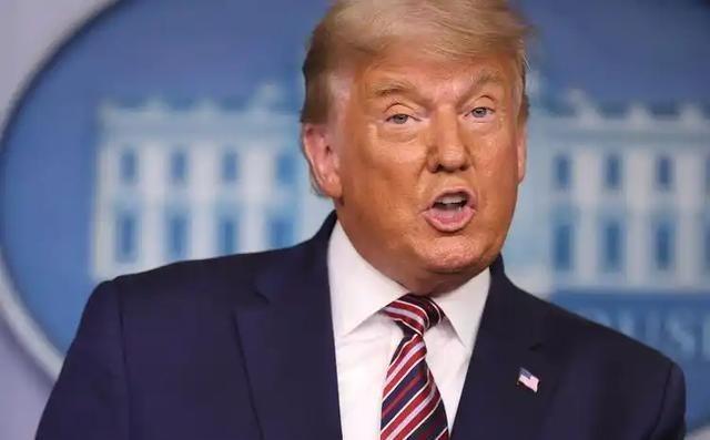 美国前总统拜登坐不住了，他近日表示：“在长达50多年的当选公职生涯中，这是我见过