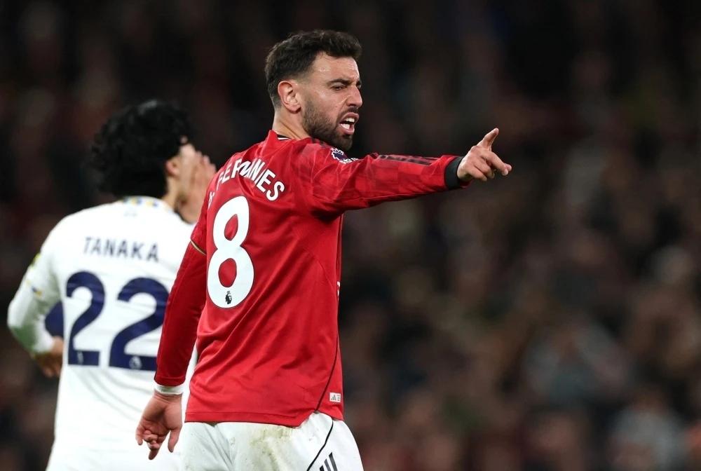 这段时间，曼联几乎没什么热度，今天凌晨输了一场球后，曼联才终于回到媒体关注的视野