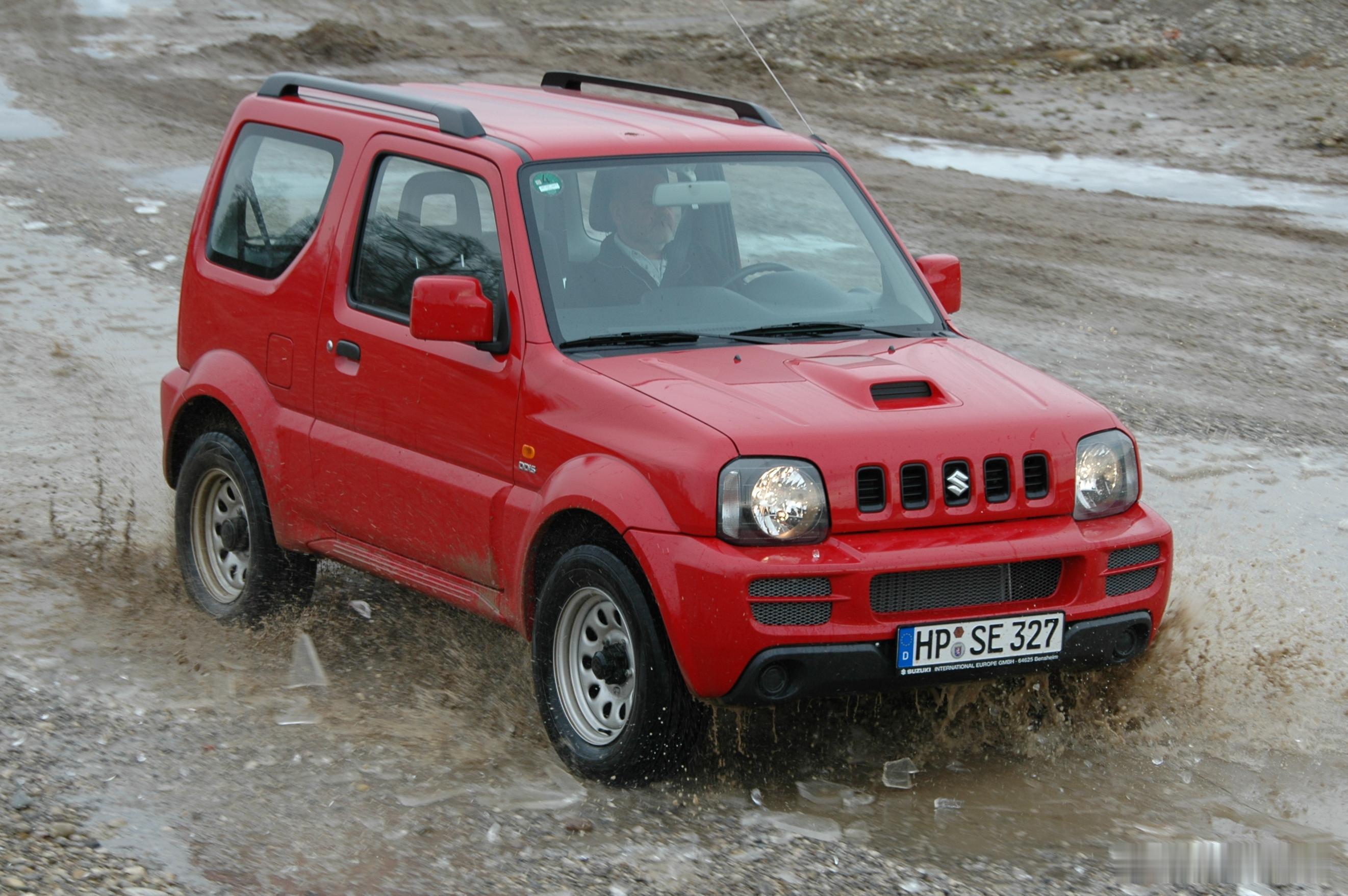 铃木的第3代吉姆尼曾提供过柴油版——西班牙桑塔纳生产的这个1.5升DDiS版所用