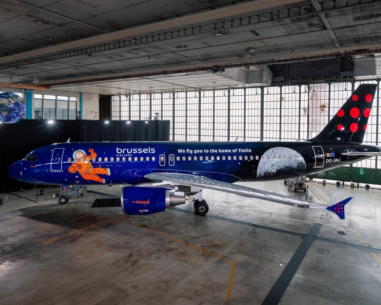 近日，布鲁塞尔航空为一架飞机喷涂了《丁丁历险记》主题涂装，该涂装灵感源自埃尔热笔