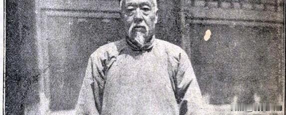 麻福贵，北平南城珠市口一带黑道头目，面部留有麻痕因此得名，原本是绸缎商行学徒，后