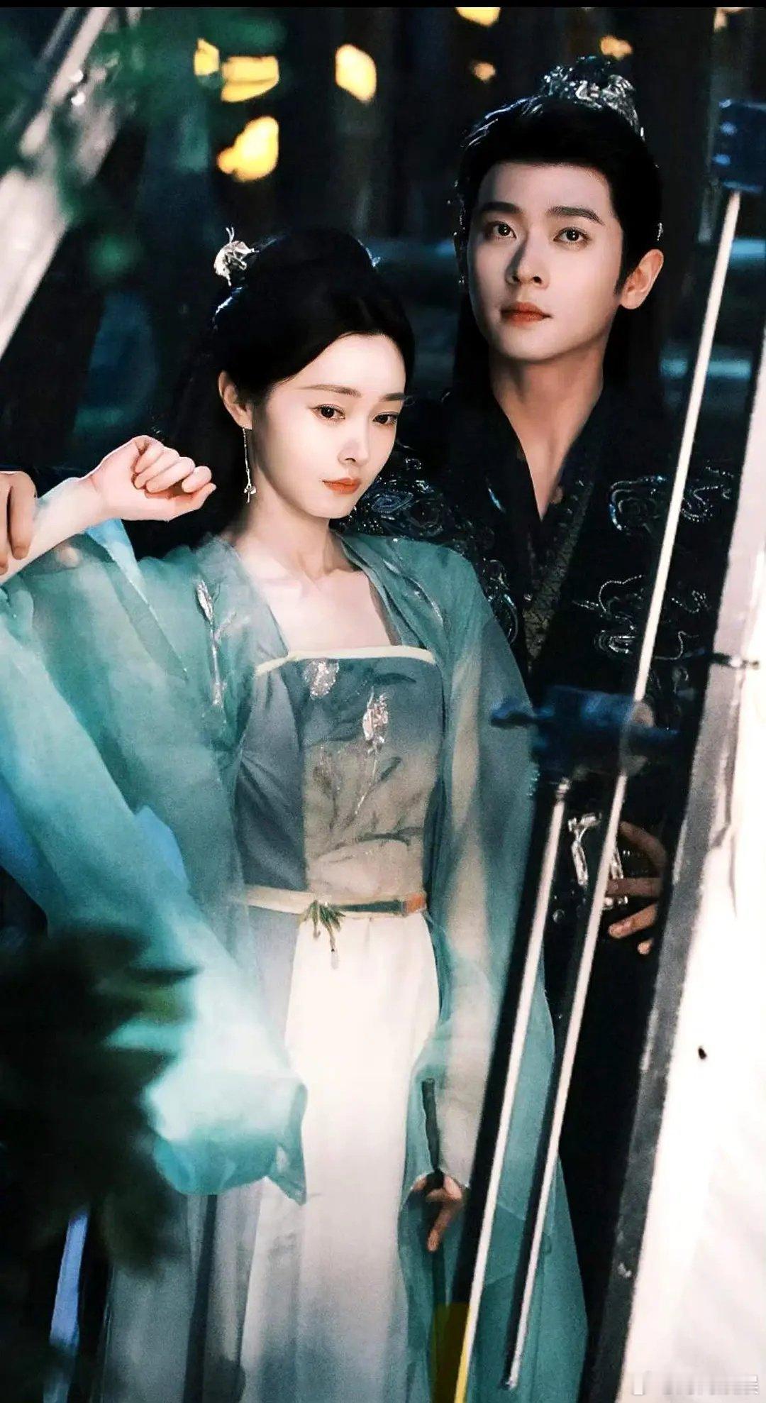 宋轶丞磊好像还挺有cp感的，莫名其妙还很配 ​​​